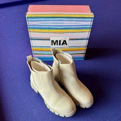 A Pair Of Brand New Mia Brand Mikco Chelsea Ankle Boots In A Big Girl Size 5. Described As "Light Wheat" Colored, These Are A Great All Year Round Neutral Piece. These Boots Come In The Original Box, And Still Have The Original Paper Inserts From The Distributor. Have Never Been Tried On, Or Worn. Feature Zippers On The Inside Of The Foot For An Easy On And Off. These Boots Are Equally Fashionable And Comfortable. Versatile And Perfect For Any Season Mia Boots, Mia Shoes, Chelsea Ankle Boots, Big Girl, Girls Boots, Kids Boots, Black Patent Leather, Black Ankle Boots, Pink Girl