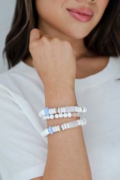 Cute White Beaded Bracelet Set Trendy White Bracelet With Large Beads, Trendy White Beaded Bracelets With Faceted Beads, Trendy White Bracelets With Faceted Beads, White Beaded Bracelet, White Beads Bracelet, Women's Bracelets, White Beads, Gold Beads, Bracelet Set