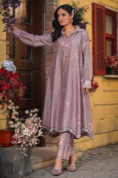 Purple base kurta with all over floral prints and placement embroidery detailing. Paired with coordinating pant. - Aza Fashions Placement Embroidery, Pant Women, Pant For Women, Embroidery Detailing, Luxury Sale, Straight Kurta, Kurta With Pants, Purple Silk, Full Sleeves