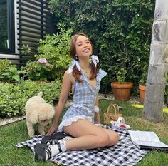 Farmers Daughter Outfit, Farmer Outfit, Miniskirt Outfits, Seductive Clothes, Girl Style, My Dog, Classy Outfits, Pretty Dresses