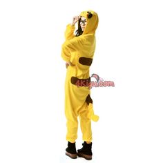 Halloween Costumes Pokemon, Ash's Pokemon, Pikachu Onesie, Anime Onesie, Pokemon Kigurumi, One Piece Christmas, Adult Christmas Pajamas, Pokemon Costumes, Yellow One Piece