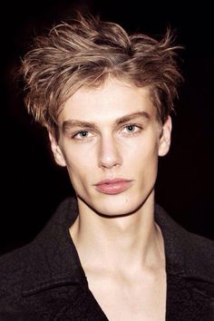 Blonde Men, Men Character, Balayage Straight, Hair Color For Fair Skin, Hair Pale Skin, 얼굴 드로잉, Dirty Blonde Hair, Blonde Hair Blue Eyes, Corte De Cabelo Masculino