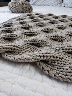 The Wave Runner pattern by Natalie Clack Bed Runner Knitting Pattern, Things You Can Knit, Knit Wave Pattern, Knitting Cable Pattern, Wave Crochet Pattern, Knit Bed Runner, Crochet Bed Runner, Simple Knitting Projects, Bed Runners Ideas