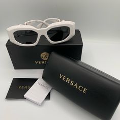 New Versace Mod 4425u 314/87 53-18-145 Model: Ve4425u 314/87 53-18-145 Condition: New Gender: Unisex Age Group: Adult Color: 314/87 Frame Color: White, Gold Frame Material: Acetate Lens Color: Grey Lens Socket: 53 Mm Bridge Width: 18 Mm Temple Length: 145 Mm Made In Italy Item Includes: - Authentic Sunglasses - Certificate Of Authenticity - Authentic Case, Box - Cleaning Cloth 100% Authentic Brand New. Luxury White Sunglasses With Uv Protection, Designer White Polarized Sunglasses, Designer White Sunglasses With Polarized Lenses, Formal White Sunglasses With Mirrored Lenses, Elegant White Sunglasses For Formal Occasions, Formal White Sunglasses With Uv Protection, Formal White Polarized Sunglasses, Formal White Sunglasses With Gradient Lenses, Designer White Sunglasses For Formal Occasions