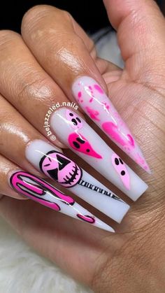 Nail Ideas Valentines Day, Nail Ideas Valentines, Nails Acrylic Simple, Valentines Day Nails Acrylic, How To Remove Warts, Halloween Nail Ideas, Remove Warts, Ideas Valentines Day, Holloween Nails