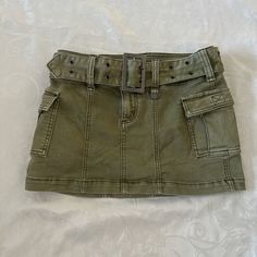 Green Cargo Mini Skirt Brand New Without The Tag Never Used It Size S/P Original Price $85 Urban Outfitters Cargo, Cargo Mini Skirt, Urban Outfitters Skirt, Green Jeans, Green Cargo, Cargo Skirt, Urban Outfitters Women, Jean Skirt, Summer Wear