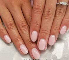 wedding nail Simple Sheer Nails, Round Nails, Nail Art Wedding, Shellac Nails, Nails 2024, Oval Nails, Manicure Y Pedicure