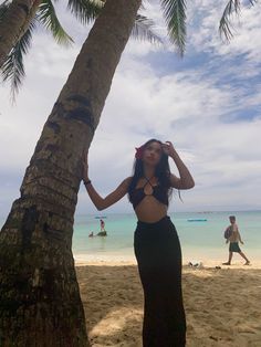 Island Gyal Aesthetic, Philippines Photoshoot, Filipina Aesthetic, Island Gyal, Beach Photo Inspiration, Boracay Philippines, Summer Poses, Summer Picture Poses, Goddess Braids Hairstyles