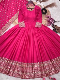 Latest Dresses Indian Party Wear, Long Flared Dress, Western Dresses For Women, Party Wear Dress, Wedding Party Wear, Cotton Gowns, Indian Party Wear, Long Gown Dress, Beautiful Pakistani Dresses