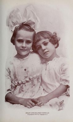 Dolores & Helen Costello (Dolores married John Barrymore Sr. & was Drew Barrymore's grandmother) Celebrity Siblings, Vintage Children Photos, Nostalgic Images, History Of Photography, Picture Story