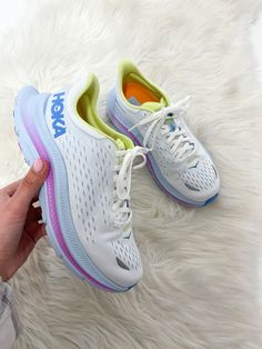 Tennis Shoes Colorful, Hoka Outfit Aesthetic, Cute Hoka Shoes, Pink Hoka Shoes, Preppy Tennis Shoes, Hoka Aesthetic, Hoka Shoes Woman Outfit, Hoka Tennis Shoes, Hoka Outfit