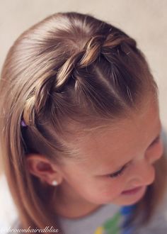 Pull through braided headband Pretty Hair Styles, Braid Headband, Pull Through Braid, Instagram V