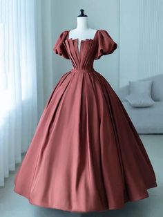 Classy Prom Dresses With Sleeves, Herero Dress, Prom Dress Inspiration, Dress A Line, Plaid Fashion, Evening Party Dress, Long Prom Dress