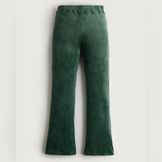 New Hollister Ultra High-Rise Velour Flare Pants In Dark Green. Womens Size X Small Short, Size Xs Short. New With Tag, In Excellent Condition Slim Through The Thigh And Flared From Knee To Hem, These Flare Pants Are Made In A Super Soft Velour Fabric. Comfy Banded Ultra High-Rise Waist. Imported. Body:95% Polyester, 5% Elastane Turn Garment Inside Out Machine Wash Cold Separately Only Non-Chlorine Bleach Tumble Dry Low Low Iron On Reverse Side Do Not Dry Clean Y2k, Casual, Athleisure, Loungewea Dark Brown Pants, Beige Jumpsuit, Pink Sweatpants, Hollister Pants, Velour Fabric, Flare Trousers, Womens Sweatpants, Flare Pants, Denim Wash