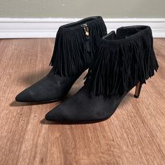 Nwt - No Box Included Elevate Any Outfit With These Stylish Sam Edelman Kandice Black Suede Ankle Booties. Perfect For Any Occasion, These Booties Feature A Pointed Toe, High Stiletto Heel, And Trendy Fringe Accents. The Zipper Closure Ensures A Secure Fit, While The Solid Pattern And Sleek Suede Upper Lend A Sophisticated Touch. These Women's Boots Are A Must-Have For Any Fashion-Forward Wardrobe. Whether You're Dressing Up For A Party Or Keeping It Casual For Work, These Versatile Booties Are High Ankle Suede Party Booties, Suede Ankle Boot Booties For Party, Suede Ankle Booties For Party, Suede Low Heel Boots For Party, Edgy Suede Heels With Pointed Toe, Suede Boots For Party With Low Heel, Party Suede Boots With Low Heel, Party Low Heel Suede Boots, Black Suede Booties With Pointed Toe