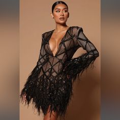 Worn Twice Fits True To Size Color: Black/Nude Jacket Over Dress Formal Classy, 40th Birthday Dresses For Women, Feather Sleeve Dress, Evening Outfits For Women, Clothes Sites, New Years Eve Dress, Bodycon Evening Dress, Mini Dress Long Sleeve, Birthday Inspo