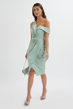 Womens Cocktail Attire, Mint Green Dress, Lavish Alice, Cocktail Attire, Wedding Guest Dresses, Evening Wedding, Satin Midi Dress, Midi Length Dress, Guest Dresses