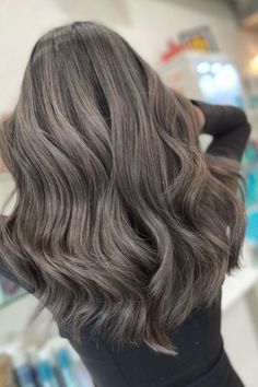 Ashy Mushroom Brown Hair Ashy Mushroom Brown Hair, Walnut Brown Hair, Neutral Brunette, Mushroom Brown Hair, Mushroom Brown, Silver Hair Color, Long Hair With Bangs, The Minimalist