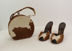 Cowhide Purse, Box Purse, White Purses, Round Box, Peep Toe Shoes, Open Toe Shoes, Cute Purses, Vintage Shoes