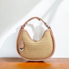 Small Raffia Shoulder Bag With Adjustable Leather Handles - Raffia Bag, Straw Bag, Straw Shoulder Bag, Small Shoulder Bag, Bride Bag Please note that this bag is approximately 27cm wide, 30cm high and 6cm deep. Elevate your summer style with our Handwoven Raffia Small Shoulder Bag With Adjustable Leather Handles! Available in brown, grey or pink. This bag is crafted from natural imported raffia, offering a lightweight yet durable design.  Its spacious cotton lined interior with an inner zipper p Leather Sling Bags, Prom Bag, Leather Hobo Bags, Small Leather Purse, Woven Leather Bag, Bride Bag, Clear Tote Bags, White Crossbody Bag, Straw Tote Bag