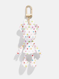 Give Disney fans the best gift ever with the Minnie Mouse Disney Bag Charm Set. This set comes complete with five of our best-selling Minnie Mouse keychains, each in a vibrant polka dot pattern. Choose to give them all to one recipient, or split them apart and give one to each of your friends. Not to mention, each comes in a luxe, matching box, meaning it's ready-to-gift. This is an officially licensed Disney product. Disney Keychain, Polka Dot Bags, Best Gift Ever, Disney Handbags, Disney Bag, Bag Charms, Handbag Charms, Luggage Accessories, Charm Set