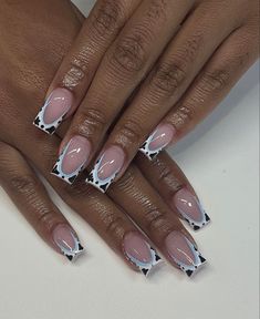 Natural Nail Look Gel, Nails Interior Design, Nail Appointment Outfit, Short Nails Black Women, Natural Nail Look, Nails Shapes, Acrylic Toe Nails, French Tip Nail Designs, Colored Acrylic Nails