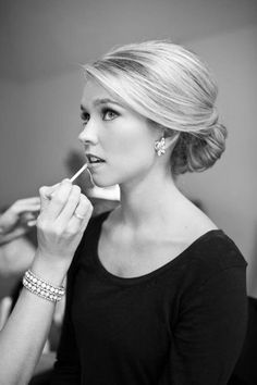 so classic, could've been worn anytime in the last 50 years and still looks fresh! Romantic Wedding Hair, Hair Styles 2014, Makeup Hacks, Formal Hairstyles, Bridal Beauty