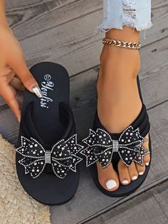 European And American Women Flat Sandals, Beach Flip Flops, Butterfly And Flower Rhinestone Decoration Home Slippers Fashionable And Trendy Black Fashionable    Animal    Women Shoes, size features are:Bust: ,Length: ,Sleeve Length: House Slippers, Womens Sandals Flat, American Women, Flat Sandals, Womens Slippers, Flip Flops, Me Too Shoes