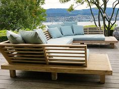 LIVINGDREAMSGartenmöbelwetterfeste Kissen und Massivholztische nach Mass Front Porch Furniture, Deck Seating, Backyard Furniture, Porch Furniture, Deck Furniture