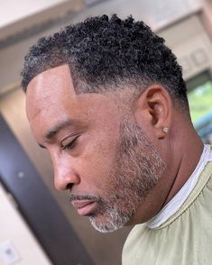 Salt and Pepper Cut for Natural Black Hair Black Males Hairstyles, Men Tapered Haircut, Grey Hair Black Man, Senior Hairstyles, Faded Beard, Fine Haircuts, Salt And Pepper Beard