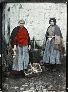 claddagh women - Google Search Irish Knitwear, Ireland Pictures