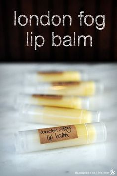 Lip Gloss Recipe, Rose Geranium Essential Oil, Lip Balm Recipes, Hair Balm, Diy Lip Gloss, Homemade Lip Balm, Homemade Bath, Natural Beauty Diy, Diy Skin Care Recipes