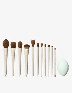 Makeup Brush Set Morphe, Morphe Ariel Brushes, Morphe X Ariel Brushes, Ariel Signature, Makeup Brushes Aesthetic, Makeup Brushes And Sponges, Morphe Brushes Set, Luxie Brushes, Make Up Brushes Set