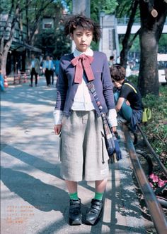 first issue, japanese magazine Japan 90s Fashion, 90s Fashion Street Style, 90s Japan Fashion, 90s Harajuku, Harajuku Street Fashion, Street Magazine, Japanese Fashion Magazine, Fruits Magazine, Harajuku Street