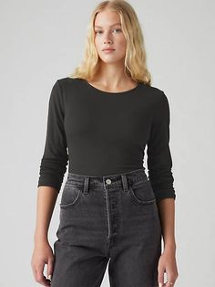 Dreamy Long Sleeve T-shirt - Black | Levi's® US Fitted Long Sleeve Top With Crew Neck, Levi's Long Sleeve Tops For Fall, Trendy Levi's Tops For Fall, Levi's Black Long Sleeve Tops, Fitted Black Levi's Top, Staple Wardrobe, Ribcage Jeans, Black Levis, Dad Jeans