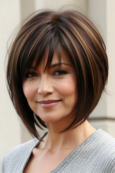 Brunette Chin Length Hair, Bob Haircuts With Bangs For Women, Chin Length Haircuts For Women Over 50, Layered Bob Hairstyles Chin Length, Short Silk Press, Silk Press Hairstyles, Chin Length Hairstyles, Bobbed Hairstyles With Fringe, Hair Cut Guide