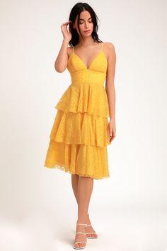 Yellow Quinceanera, Yellow Quinceanera Dress, Gowns Dresses Indian, Ruffled Midi Dress, Yellow Gown