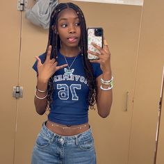 Trendy Festival Outfits, Pretty Dark Skin, Short Box Braids Hairstyles, Diy Vetement, Pretty Braided Hairstyles, Cute Swag Outfits, Cute Everyday Outfits, How To Pose, Cute Simple Outfits