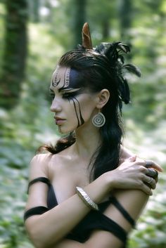 Viking Chin Tattoos, Dark Fantasy Makeup, Viking Face Paint, Extreme Make-up, Viking Warrior, Fantasy Makeup, Costume Makeup, Larp