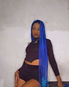 Bold Box Braids, Box Braids Colors, Two Tone Hair Color Ideas, Two Tone Hair Color, Braids Colors, Blue Box Braids, Blue Braids, Butterfly Hairstyle