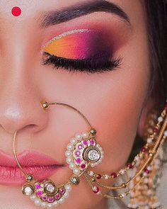 #beauty #makeupartistpune #poonammakeupartist #nridalmakeup #partymakeup #engagement Bride Eye Makeup, Bridal Makeup Pictures, Indian Eye Makeup, Make Up Gold