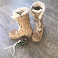 Cottagecore Boots, Winter Norway, Summer Cowgirl, Outfit Botas, Swedish Cottage, Y2k Winter, Thrifted Outfits, Shoe Show