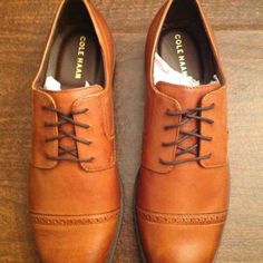 Up For Sale Is A Brand New In The Box Pair Of Cole Haan Dustin Cap Toe Brogue British Tan Leather Oxford Dress Shoes(C25806), Usa Size 11.5 Medium. I Only Ship To Usa. Fitted Masculine Wingtip Oxfords, Masculine Fitted Wingtip Oxfords, Masculine Fitted Wingtip Dress Shoes, Fitted Slip-on Oxfords With Brogue Detailing, Fitted Slip-on Oxfords For Business Casual, Business Casual Brogue Oxfords, Fitted Slip-on Oxfords For Work, Fitted Slip-on Dress Shoes For Derby Occasions, Fitted Slip-on Leather Shoes For Derby