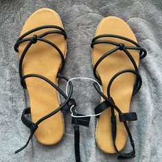 Brand New Sandals, Black Straps, Adjustable Buckle Closure, Knit Woven Straw Side Design Casual Black Strappy Sandals, Black Strappy Sandals, Side Design, Sandals Black, Strappy Sandals, Black Tan, Black And Tan, Shoe Brands, Women's Shoes Sandals