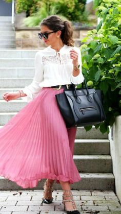 Maxi Skirt Outfit Ideas, Maxi Skirt Outfit, Skirt Outfit Ideas, Skirt Images, Pleated Skirt Dress, Rock Outfit, Maxi Skirt Outfits, Christian Fashion, Bon Ton