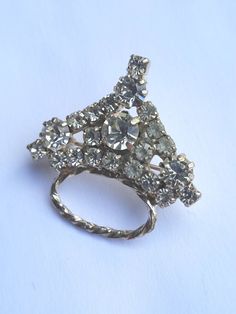 Clear Prong Set Rhinestone Crown Tiara Brooch Pin Unique Diamond Wedding Brooch, Unique Diamond Wedding Brooches, Vintage Jeweled Crystal Brooches, Vintage Crystal Jeweled Brooches, Antique Jeweled Brooch For Wedding, Vintage Rhinestone Brooches For Anniversary, Vintage Crystal Brooches For Anniversary, Vintage Bling Brooches For Anniversary, Vintage Anniversary Brooch With Sparkling Stones