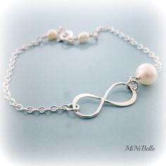 Infinity Bracelet Simple Bracelet Bridesmaids by MiNiBelle on Etsy, $20.00 Purity Rings, Silver Infinity Bracelets, Purity Ring, Infinity Charm, Crystal Hair Pins, Jewelry Knots, Bracelet Simple, Bracelet Friendship, Pearl Hair Pins