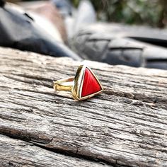 𝐏𝐫𝐨𝐝𝐮𝐜𝐭 𝐃𝐞𝐭𝐚𝐢𝐥 :-  𝐈𝐭𝐞𝐦 𝐓𝐲𝐩𝐞- Gemstone ring 𝐆𝐞𝐦𝐬𝐭𝐨𝐧𝐞 𝐍𝐚𝐦𝐞- Coral 𝐆𝐞𝐦𝐬𝐭𝐨𝐧𝐞 𝐂𝐨𝐥𝐨𝐫- Red 𝐆𝐞𝐦𝐬𝐭𝐨𝐧𝐞 𝐒𝐡𝐚𝐩𝐞- Triangle 𝐆𝐞𝐦𝐬𝐭𝐨𝐧𝐞 𝐖𝐞𝐢𝐠𝐡𝐭- 4CT TO 8 CT 𝐆𝐞𝐦𝐬𝐭𝐨𝐧𝐞 𝐍𝐚𝐭𝐮𝐫𝐚𝐥- Yes 𝐆𝐞𝐦𝐬𝐭𝐨𝐧𝐞 𝐔𝐧𝐡𝐞𝐚𝐭𝐞𝐝- Yes 𝐆𝐞𝐦𝐬𝐭𝐨𝐧𝐞 𝐔𝐧𝐭𝐫𝐞𝐚𝐭𝐞𝐝- Yes 𝐆𝐞𝐦𝐬𝐭𝐨𝐧𝐞 𝐂𝐞𝐫𝐭𝐢𝐟𝐢𝐞𝐝- Yes 𝐌𝐞𝐭𝐚𝐥- Panchdhatu 𝐒𝐡𝐢𝐩𝐩𝐢𝐧𝐠  After making the product, we provide worldwide shipping free of cost. We use USPS, UPS, Skynet and Aramex. USPS takes 1 to 15 days, UPS takes 1 to 10 DaysSkynet takes 1 to 15 Days, and Aramex takes 1 to 15 to deliver. You can Buy With 100% Confidence And i hope you will happy and enjoy with my all items. Don't forget for give Your positive feedback after getting your items Best regards Red Spiritual Brass Jewelry, Gemstone Name, Red Gemstone Ring, Coral Gemstone, Red Gemstones, Red Band, Metal Ring, Ring Gemstone, Triangle Shape