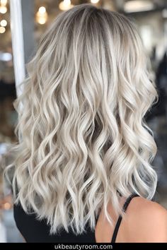 Lighten your hair effortlessly with DIY methods using shampoos specially designed for the task. Utilize a cap to lighten specific sections, witnessing impressive before-and-after transformations. Incorporate the power of purple shampoo to neutralize dark undertones, achieving a brighter and refreshed look.