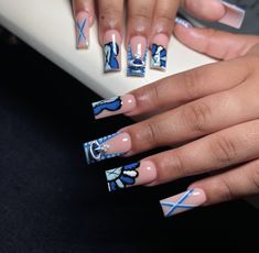 Cute Nail Ideas With Diamonds, Acrylic Nail Freestyle Designs, Back To School Nails Medium Square, Pink Kaws Acrylic Nails, Cute Kaws Nails, Blue Kaws Nails Design, Short Acrylic Nails Freestyle, Kaws Nails Blue, Short Nail Freestyle